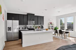 6205 Dumfries Ln, Austin, TX 78744 - Photo 9