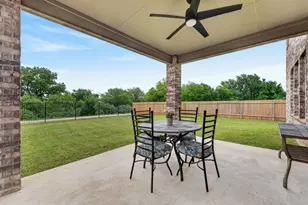 326 Linden St, Bastrop, TX 78602 - Photo 11