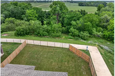 326 Linden Street, Bastrop, TX 78602 - Photo 33
