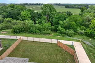 326 Linden St, Bastrop, TX 78602 - Photo 33