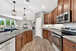 326 Linden St, Bastrop, TX 78602 - Photo 25