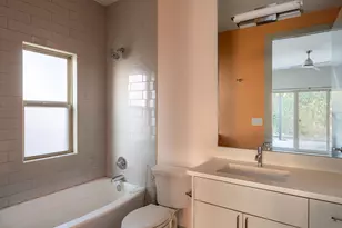 2004 Pennsylvania Ave, Austin, TX 78702 - Photo 21
