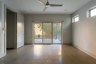 2004 Pennsylvania Ave, Austin, TX 78702 - Photo 23