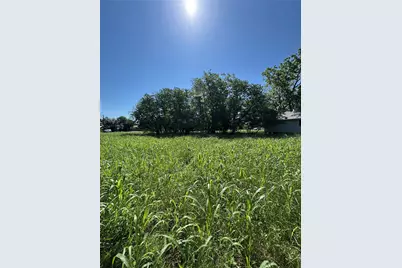 600 Gazley Street, Smithville, TX 78957 - Photo 9
