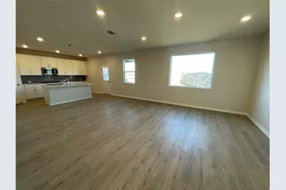 102 Palo Brea Loop, Hutto, TX 78634 - Photo 9