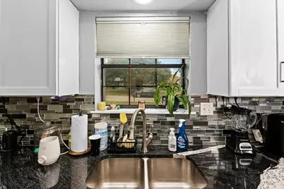 1905 Alcoa Avenue, Rockdale, TX 76567 - Photo 13