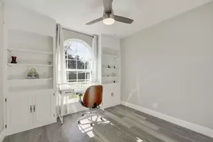 2700 Kerrybrook Ln, Austin, TX 78757 - Photo 15