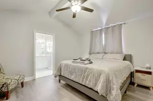 2700 Kerrybrook Ln, Austin, TX 78757 - Photo 13