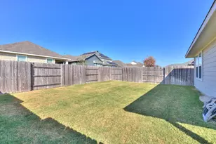 6032 Urbano Bnd, Round Rock, TX 78665 - Photo 27