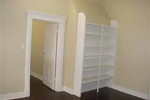 915 W 23rd St, Austin, TX 78705 - Photo 5