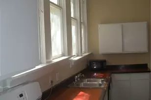 915 W 23rd St, Austin, TX 78705 - Photo 9