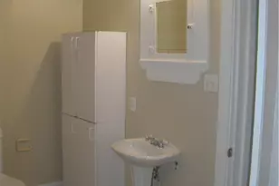 915 W 23rd St, Austin, TX 78705 - Photo 15