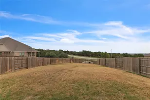 617 Silent Crk Cv, Georgetown, TX 78628 - Photo 33