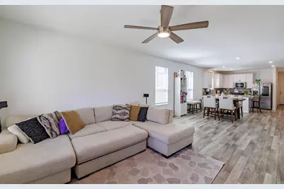 1620 Holly Lake Drive, Leander, TX 78641 - Photo 11