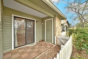 1601 Faro Dr, Austin, TX 78741 - Photo 27