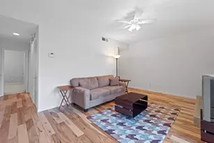 4711 Spicewood Springs Rd, Austin, TX 78759 - Photo 11