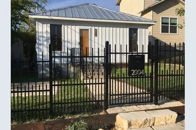 2004 Rosewood Avenue, Austin, TX 78702 - Photo 3