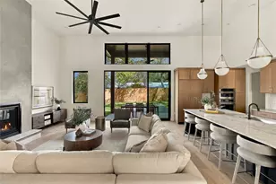 2502 Greenlawn Pkwy, Austin, TX 78757 - Photo 5