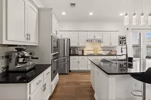 2216 Lookout Knoll Dr, Leander, TX 78641 - Photo 11