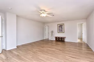 19921 San Chisolm Dr, Round Rock, TX 78664 - Photo 23