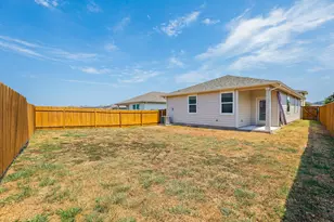 132 Scarborough Wy, San Marcos, TX 78666 - Photo 31