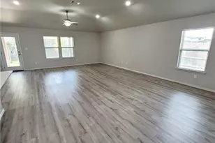 300 Bright Star Ln, Georgetown, TX 78628 - Photo 7