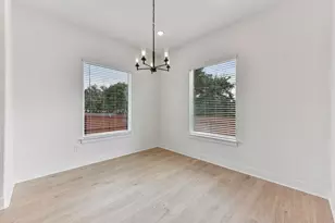 12109 Fennec Wy, Austin, TX 78758 - Photo 9