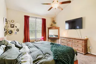 581 Middle Creek, Buda, TX 78610 - Photo 15