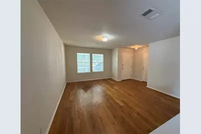 364 Leonardo Drive, Kyle, TX 78640 - Photo 9