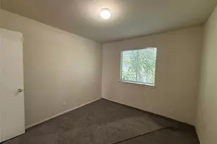 364 Leonardo Dr, Kyle, TX 78640 - Photo 11