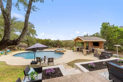 320 Heritage Drive, Austin, TX 78737 - Photo 9