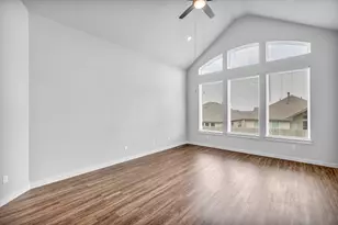 121 High Plains Dr, Georgetown, TX 78628 - Photo 11
