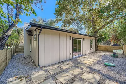 10710 Crestview Drive, Jonestown, TX 78645 - Photo 33