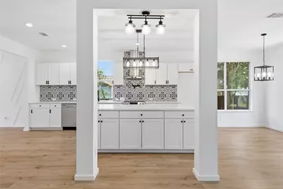 9309 La Puente Drive, Austin, TX 78749 - Photo 11