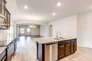 227 Reagor Dr, Taylor, TX 76574 - Photo 11