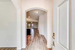 227 Reagor Dr, Taylor, TX 76574 - Photo 3