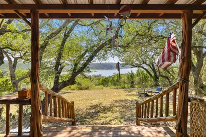 111 Swift Water Road, Marble Falls, TX 78654 - Photo 31