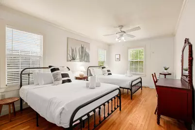 1406 Summit Street, Austin, TX 78741 - Photo 9