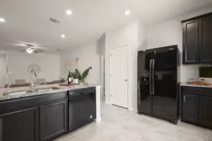 152 Mountain Valley St, Georgetown, TX 78628 - Photo 9