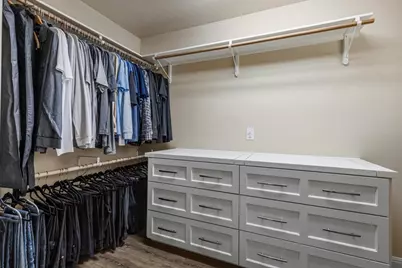 25207 Lake View Drive, Spicewood, TX 78669 - Photo 17