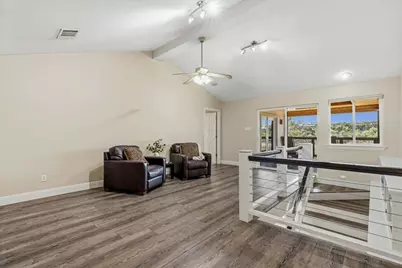 25207 Lake View Drive, Spicewood, TX 78669 - Photo 21