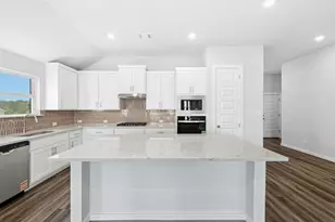 110 Salado Crk Trl, Bastrop, TX 78602 - Photo 13