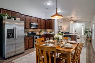 627 Pinnacle Dr, Georgetown, TX 78626 - Photo 5