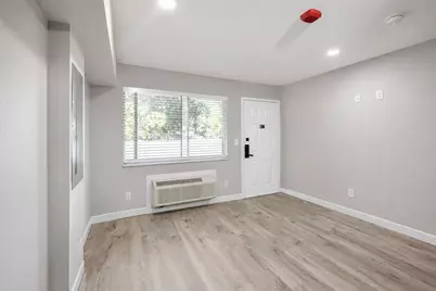 9220 N Interstate 35, Austin, TX 78753 - Photo 9