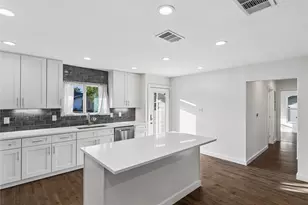 5304 Basswood Ln, Austin, TX 78723 - Photo 5