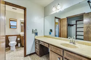 9763 Ranch Road 1623, Blanco, TX 78606 - Photo 21