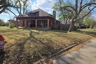 501 Green St, Rockdale, TX 76567 - Photo 1
