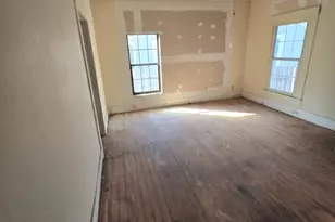 501 Green St, Rockdale, TX 76567 - Photo 5