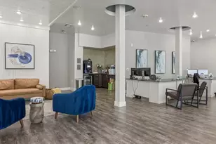 810 W St Johns Ave, Austin, TX 78752 - Photo 9