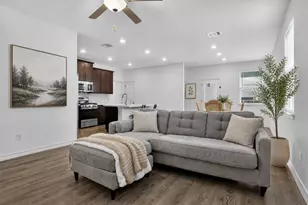 116 Gracie Wy, Hutto, TX 78634 - Photo 1
